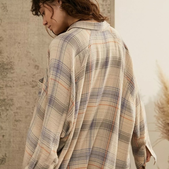 BDG Urban Outfitters Flannel - Picture 2 of 5